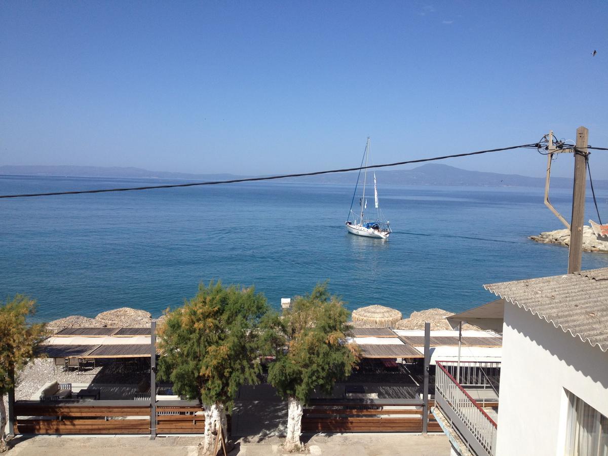 Apartmán Agali 2 Superior Mezonet Front Of The Sea Akrogiali Exteriér fotografie